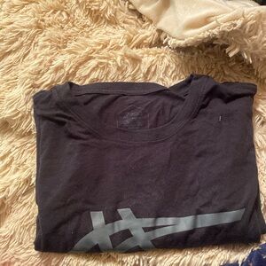Black asics logo t shirt size medium